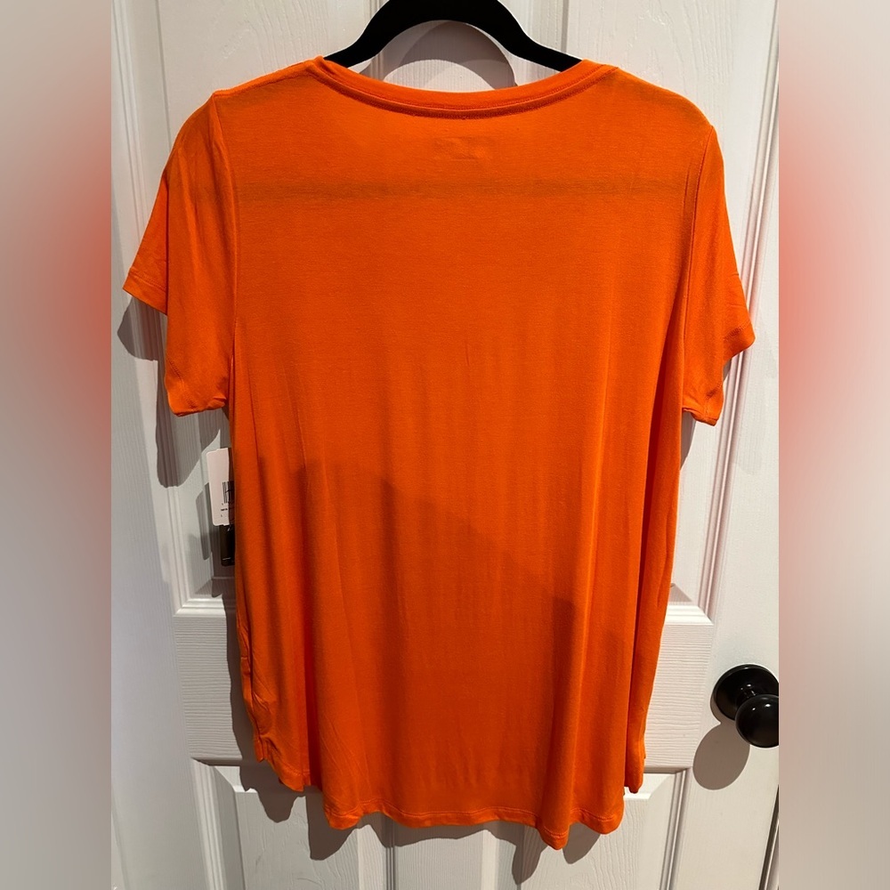 Woman’s NFL Team Denver Broncos Shirt Sz Large - Picture 3 of 4
